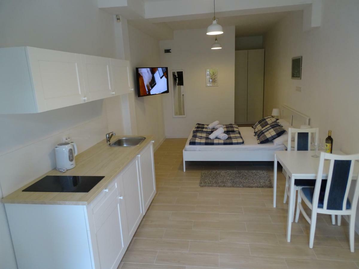 Job Studio Apartments Split Exterior foto
